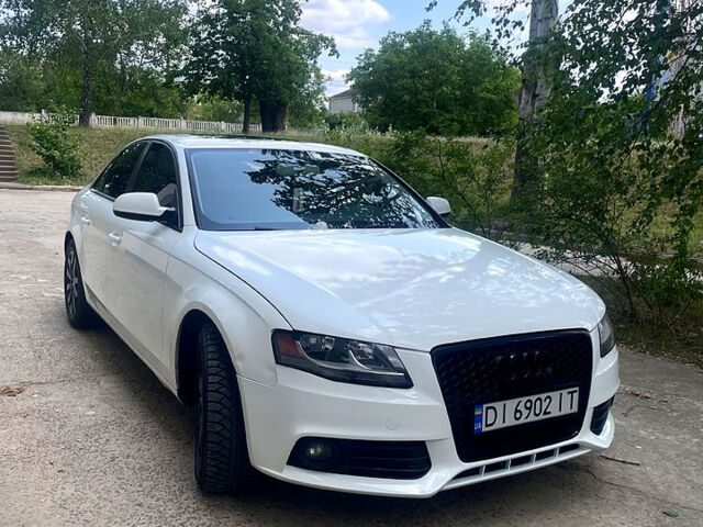 Білий Ауді А4, об'ємом двигуна 2 л та пробігом 202 тис. км за 9700 $, фото 2 на Automoto.ua