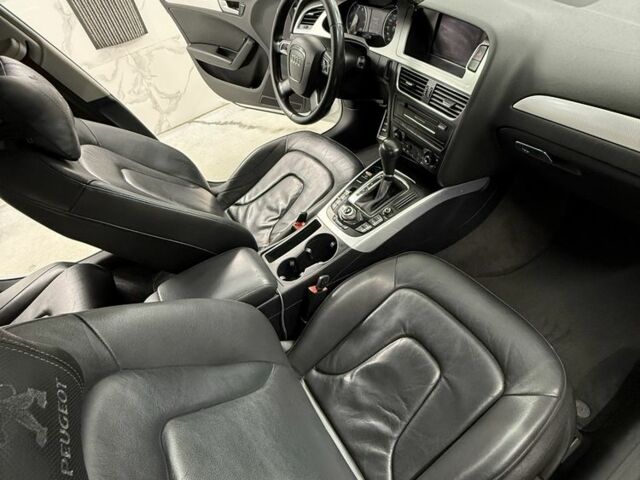 Белый Ауди А4, объемом двигателя 2 л и пробегом 1 тыс. км за 9500 $, фото 7 на Automoto.ua