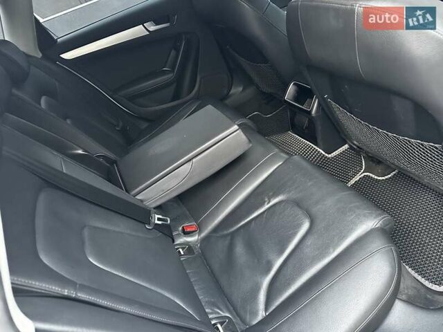 Белый Ауди А4, объемом двигателя 1.98 л и пробегом 250 тыс. км за 9900 $, фото 4 на Automoto.ua