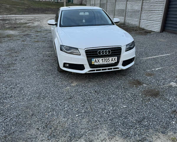 Білий Ауді А4, об'ємом двигуна 1.97 л та пробігом 152 тис. км за 10500 $, фото 2 на Automoto.ua
