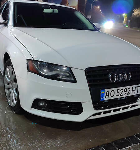 Белый Ауди А4, объемом двигателя 1.98 л и пробегом 351 тыс. км за 8000 $, фото 9 на Automoto.ua