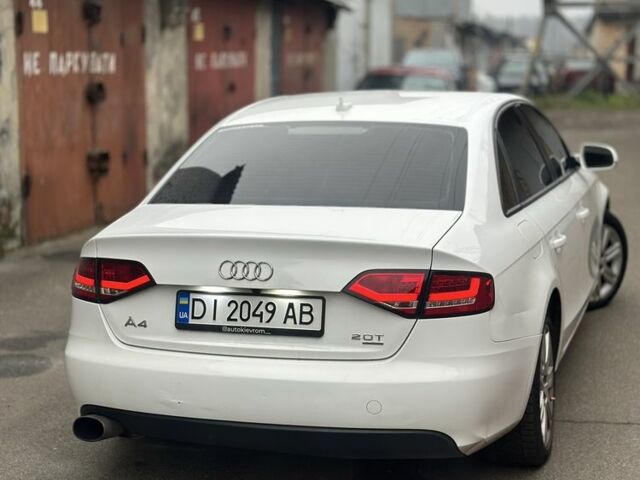 Белый Ауди А4, объемом двигателя 2 л и пробегом 292 тыс. км за 9500 $, фото 5 на Automoto.ua