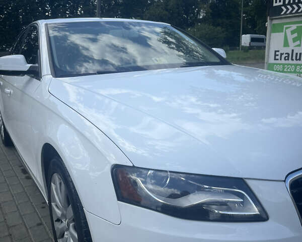 Белый Ауди А4, объемом двигателя 2 л и пробегом 237 тыс. км за 9700 $, фото 8 на Automoto.ua