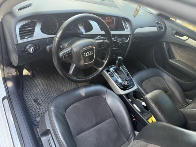 Білий Ауді А4, об'ємом двигуна 2 л та пробігом 190 тис. км за 9900 $, фото 7 на Automoto.ua