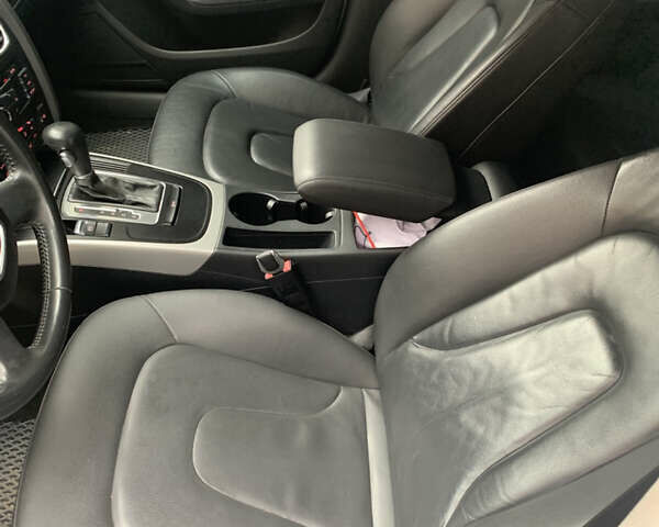 Белый Ауди А4, объемом двигателя 2 л и пробегом 99 тыс. км за 10900 $, фото 6 на Automoto.ua