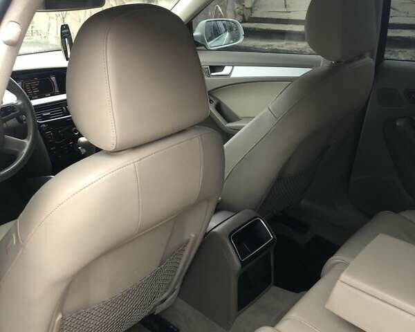 Белый Ауди А4, объемом двигателя 2 л и пробегом 240 тыс. км за 8200 $, фото 8 на Automoto.ua