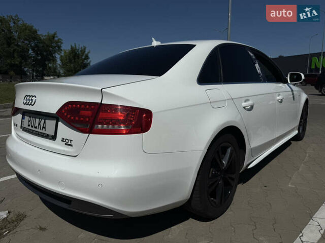 Білий Ауді А4, об'ємом двигуна 1.98 л та пробігом 250 тис. км за 10500 $, фото 4 на Automoto.ua