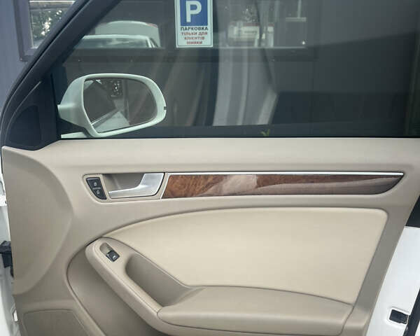 Белый Ауди А4, объемом двигателя 2 л и пробегом 237 тыс. км за 9700 $, фото 19 на Automoto.ua