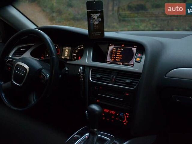 Білий Ауді А4, об'ємом двигуна 1.98 л та пробігом 180 тис. км за 11000 $, фото 1 на Automoto.ua