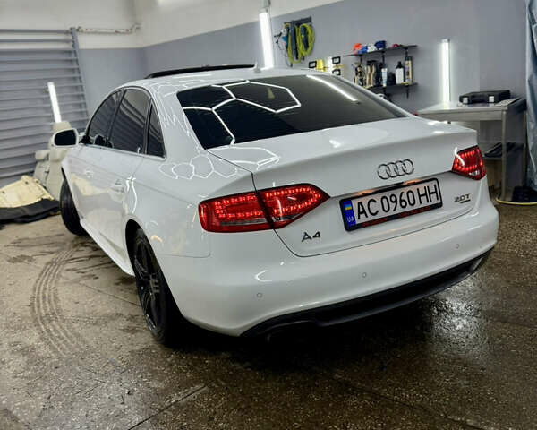 Білий Ауді А4, об'ємом двигуна 1.98 л та пробігом 168 тис. км за 9750 $, фото 12 на Automoto.ua