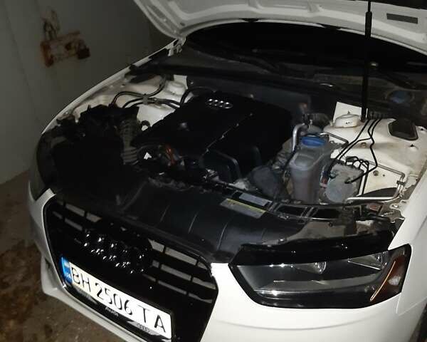 Ауді А4 2012 у Одесі на Automoto.ua Білий Ауді А4, об'ємом двигуна 1.98 л та пробігом 197 тис. км за 11300 $, фото 16 на Automoto.ua