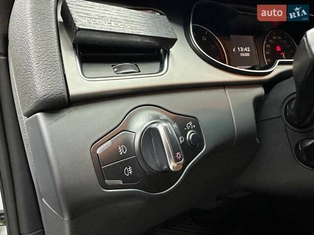 Белый Ауди А4, объемом двигателя 2 л и пробегом 220 тыс. км за 12600 $, фото 16 на Automoto.ua