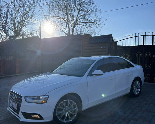 Белый Ауди А4, объемом двигателя 2 л и пробегом 223 тыс. км за 10300 $, фото 8 на Automoto.ua