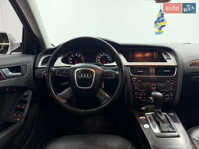 Белый Ауди А4, объемом двигателя 2 л и пробегом 119 тыс. км за 11700 $, фото 12 на Automoto.ua