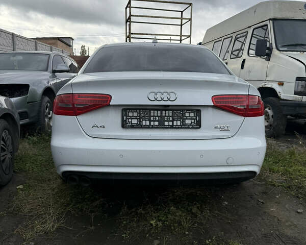 Білий Ауді А4, об'ємом двигуна 1.98 л та пробігом 200 тис. км за 5500 $, фото 2 на Automoto.ua