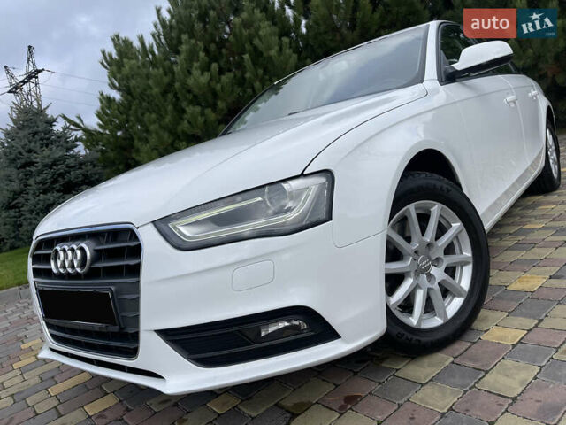 Белый Ауди А4, объемом двигателя 1.8 л и пробегом 220 тыс. км за 12500 $, фото 1 на Automoto.ua