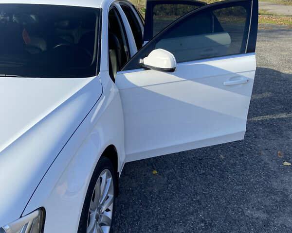 Белый Ауди А4, объемом двигателя 1.98 л и пробегом 178 тыс. км за 12500 $, фото 19 на Automoto.ua