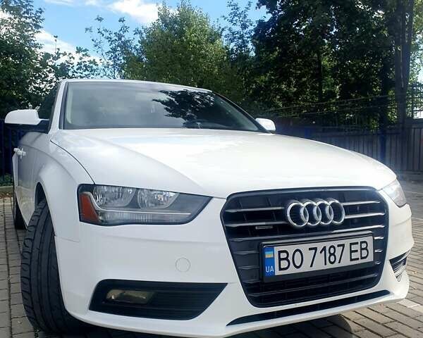 Белый Ауди А4, объемом двигателя 2 л и пробегом 212 тыс. км за 11500 $, фото 8 на Automoto.ua
