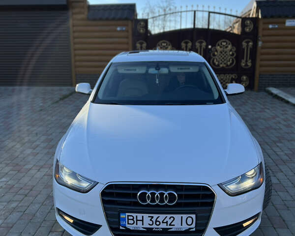 Белый Ауди А4, объемом двигателя 2 л и пробегом 223 тыс. км за 10300 $, фото 6 на Automoto.ua