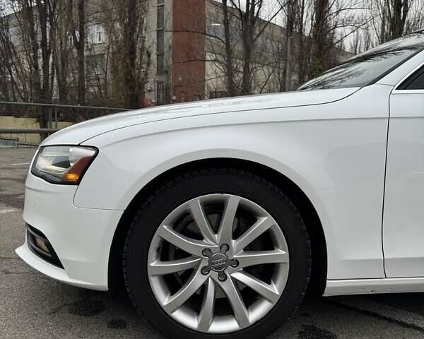 Білий Ауді А4, об'ємом двигуна 1.98 л та пробігом 213 тис. км за 11300 $, фото 9 на Automoto.ua