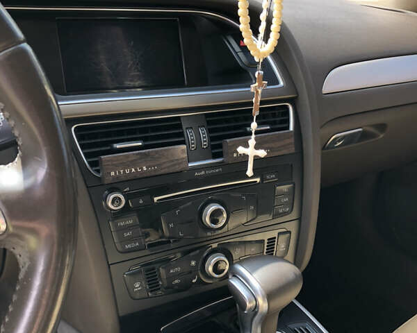 Ауди А4 2012 в Львове на Automoto.ua Белый Ауди А4, объемом двигателя 1.98 л и пробегом 128 тыс. км за 12500 $, фото 12 на Automoto.ua