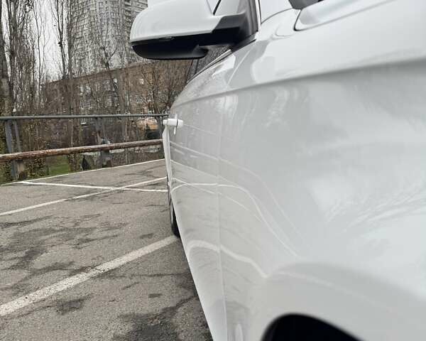 Білий Ауді А4, об'ємом двигуна 1.98 л та пробігом 213 тис. км за 11300 $, фото 20 на Automoto.ua