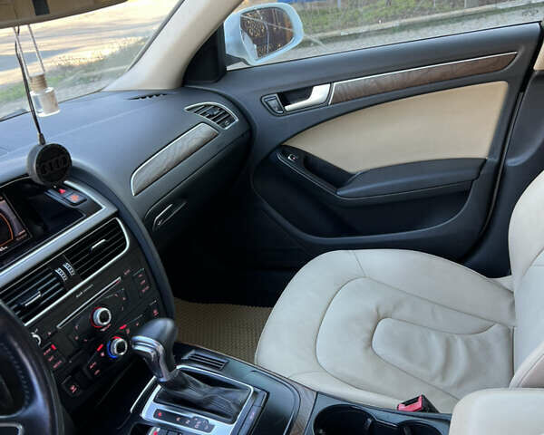 Белый Ауди А4, объемом двигателя 2 л и пробегом 223 тыс. км за 10300 $, фото 35 на Automoto.ua