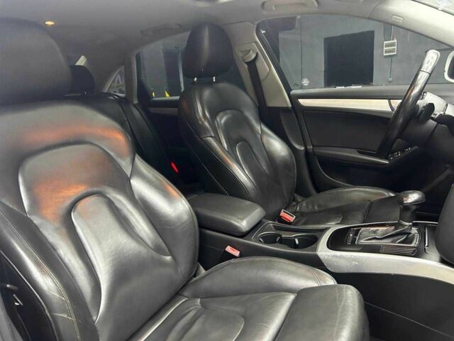 Білий Ауді А4, об'ємом двигуна 2 л та пробігом 225 тис. км за 10999 $, фото 20 на Automoto.ua