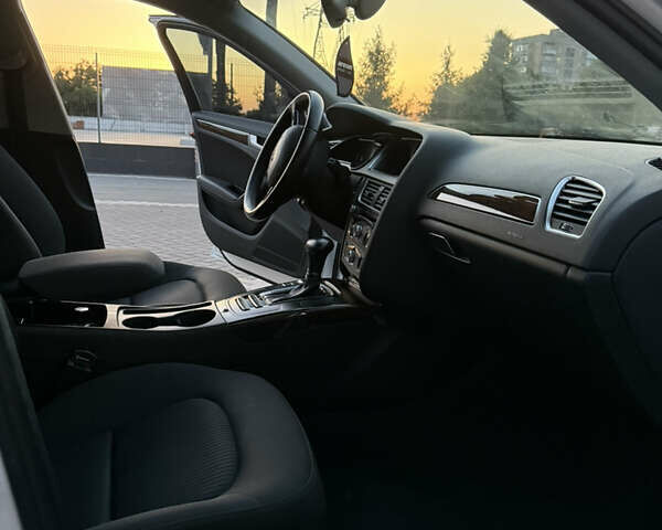 Белый Ауди А4, объемом двигателя 1.8 л и пробегом 222 тыс. км за 12500 $, фото 19 на Automoto.ua