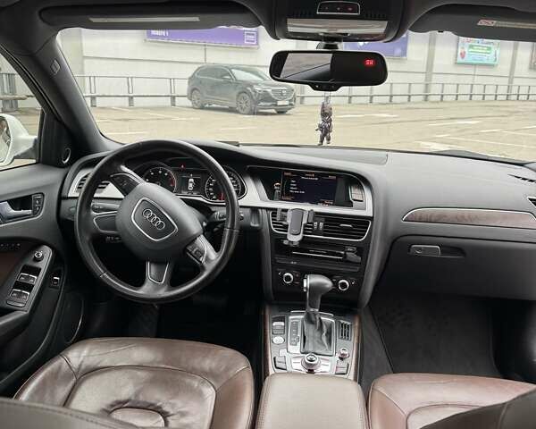 Білий Ауді А4, об'ємом двигуна 1.98 л та пробігом 213 тис. км за 11300 $, фото 26 на Automoto.ua