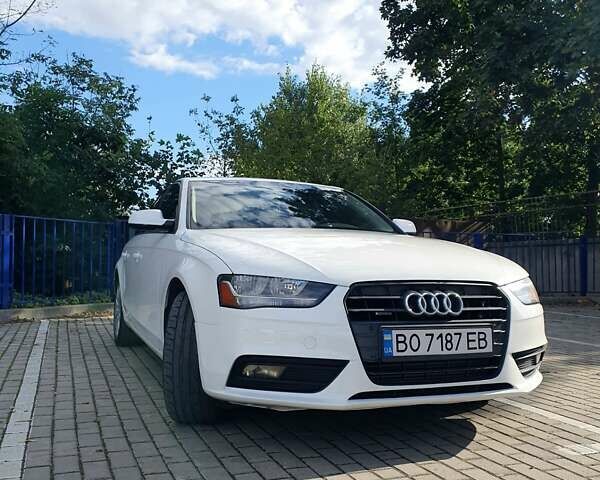 Белый Ауди А4, объемом двигателя 2 л и пробегом 212 тыс. км за 11500 $, фото 6 на Automoto.ua