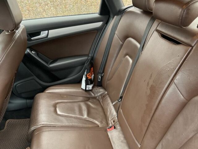 Білий Ауді А4, об'ємом двигуна 2 л та пробігом 280 тис. км за 9300 $, фото 10 на Automoto.ua