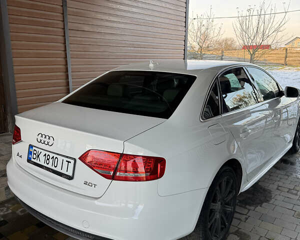 Белый Ауди А4, объемом двигателя 1.98 л и пробегом 193 тыс. км за 12300 $, фото 10 на Automoto.ua