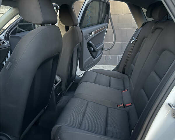 Белый Ауди А4, объемом двигателя 1.8 л и пробегом 222 тыс. км за 12500 $, фото 20 на Automoto.ua