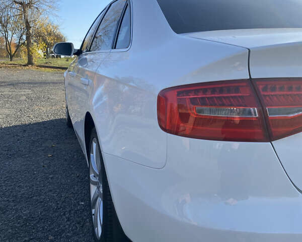 Белый Ауди А4, объемом двигателя 1.98 л и пробегом 178 тыс. км за 12500 $, фото 10 на Automoto.ua