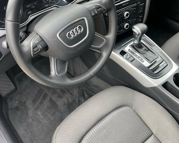 Белый Ауди А4, объемом двигателя 1.8 л и пробегом 220 тыс. км за 12500 $, фото 32 на Automoto.ua