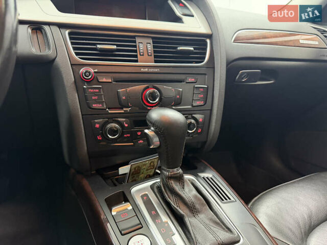 Белый Ауди А4, объемом двигателя 2 л и пробегом 119 тыс. км за 11700 $, фото 13 на Automoto.ua