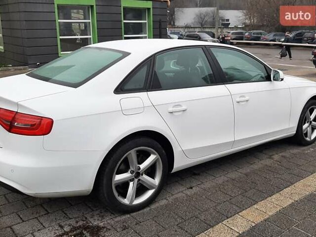 Білий Ауді А4, об'ємом двигуна 0 л та пробігом 155 тис. км за 10500 $, фото 4 на Automoto.ua