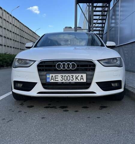 Белый Ауди А4, объемом двигателя 1.8 л и пробегом 208 тыс. км за 11000 $, фото 9 на Automoto.ua