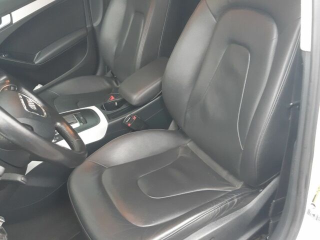 Білий Ауді А4, об'ємом двигуна 2 л та пробігом 205 тис. км за 10500 $, фото 5 на Automoto.ua