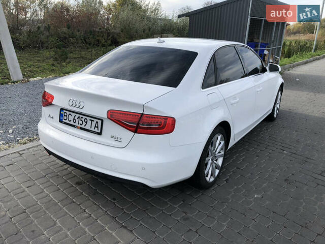Білий Ауді А4, об'ємом двигуна 2 л та пробігом 151 тис. км за 12500 $, фото 4 на Automoto.ua