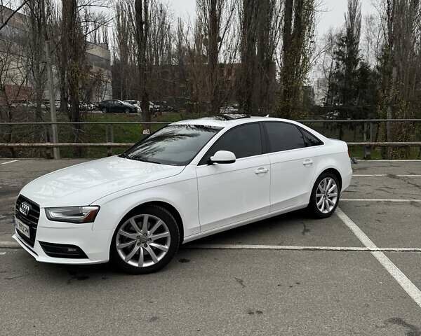 Білий Ауді А4, об'ємом двигуна 1.98 л та пробігом 213 тис. км за 11300 $, фото 10 на Automoto.ua