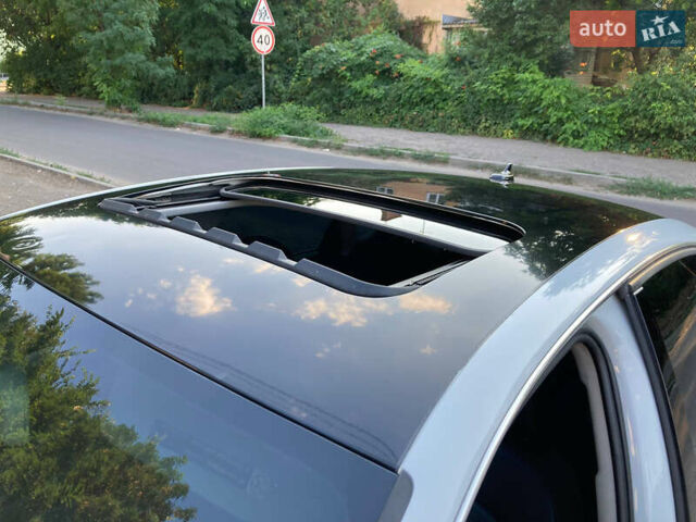 Білий Ауді А4, об'ємом двигуна 2 л та пробігом 211 тис. км за 10500 $, фото 3 на Automoto.ua