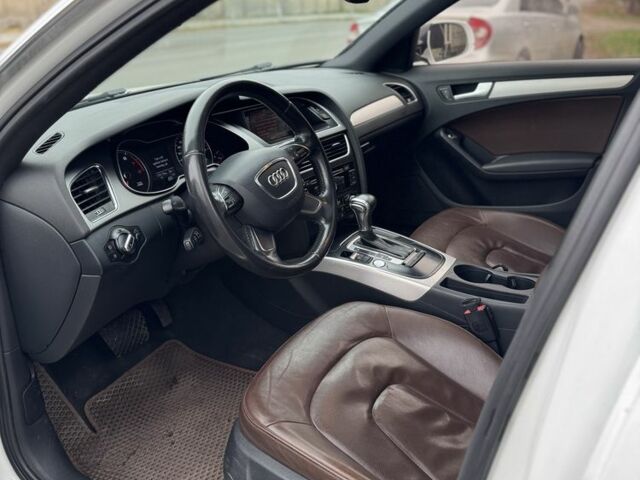 Білий Ауді А4, об'ємом двигуна 2 л та пробігом 280 тис. км за 9300 $, фото 11 на Automoto.ua
