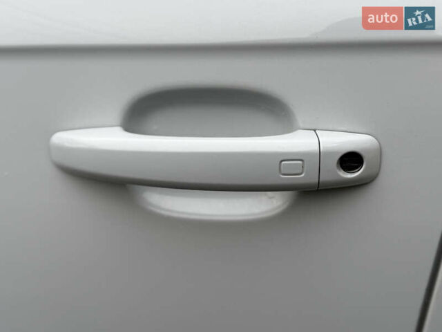 Білий Ауді А4, об'ємом двигуна 1.98 л та пробігом 231 тис. км за 10550 $, фото 29 на Automoto.ua