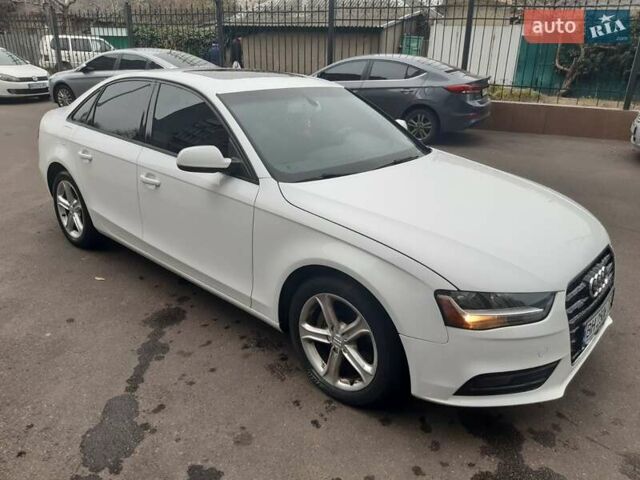 Ауді А4 2012 у Одесі на Automoto.ua Білий Ауді А4, об'ємом двигуна 1.98 л та пробігом 197 тис. км за 11300 $, фото 2 на Automoto.ua