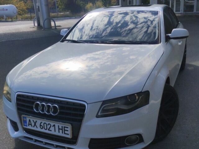 Белый Ауди А4, объемом двигателя 2 л и пробегом 280 тыс. км за 9200 $, фото 4 на Automoto.ua