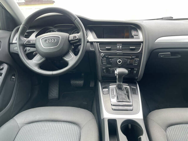 Белый Ауди А4, объемом двигателя 1.8 л и пробегом 220 тыс. км за 12500 $, фото 34 на Automoto.ua