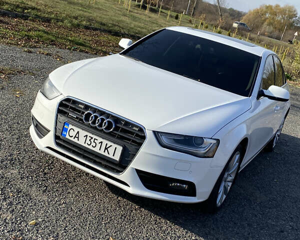 Белый Ауди А4, объемом двигателя 1.98 л и пробегом 178 тыс. км за 12500 $, фото 2 на Automoto.ua