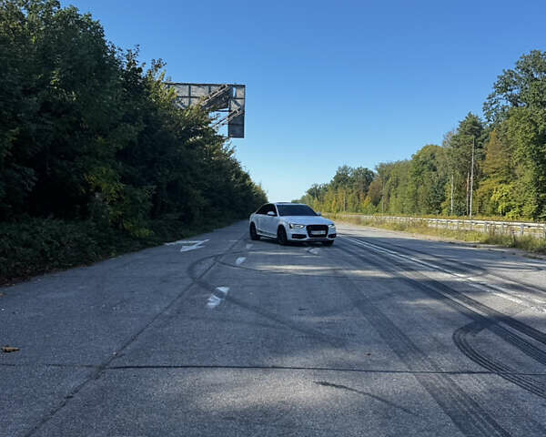 Белый Ауди А4, объемом двигателя 2 л и пробегом 209 тыс. км за 12900 $, фото 17 на Automoto.ua